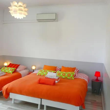 Les Hortensias Apartment *